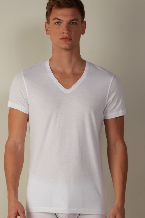 Intimissimi Short-Sleeve V-Neck in Extra-Fine Supima® Cotton Muške Majice Bijele | HR 3018ZGJ