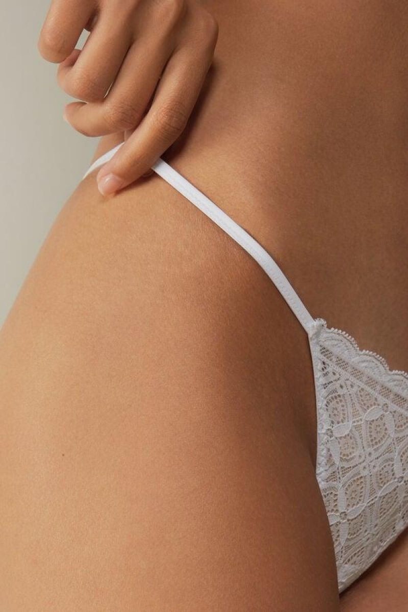 Intimissimi Lace String Thong Ženske Gaćice Bijele | HR 2290TVJ